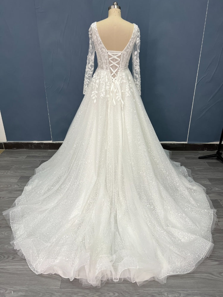 Abito da sposa modello Lorely curvy - vista posteriore corsetto e strascico
